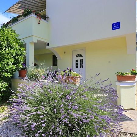 Apartments Romansa Затон Екстер'єр фото